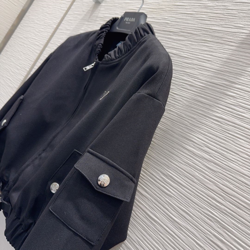 Pra*a outwear